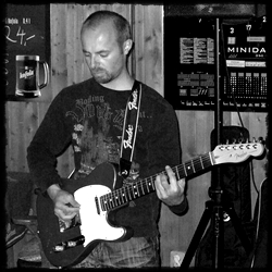 Tomáš Braun - sólová kytara